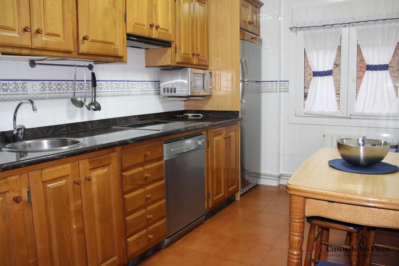 Vut La Fuentina -Casas De Los Picos Panes Exterior photo